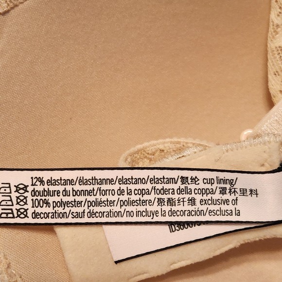 Victoria’s Secret Woman’s “Nude” Lined Perfect Coverage Bra Size 34C - Picture 7 of 9